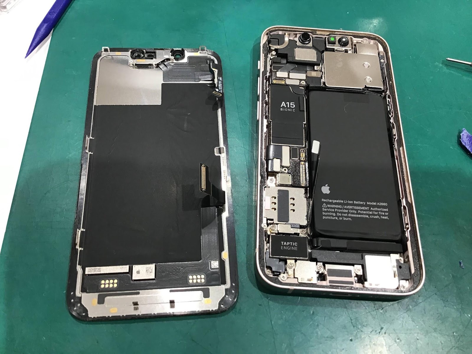 本日はiPhone13miniのバッテリー交換を承りました！【スマホ修理工房丸井錦糸町店】